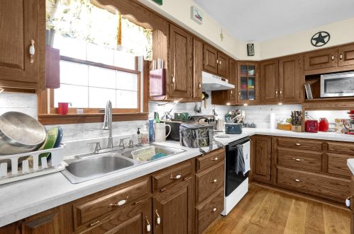 16053 Pleasant Ridge Rd, Laurelville OH  43135-9203 exterior