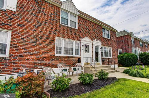 1308 Redwood Ln, Norristown, PA 19401-3632