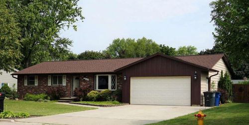 1192 Morris Ave, Green Bay, WI 54304-4154