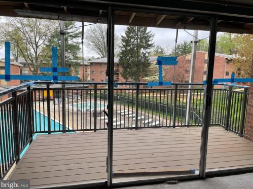 7364 Lee St, Falls Church, VA