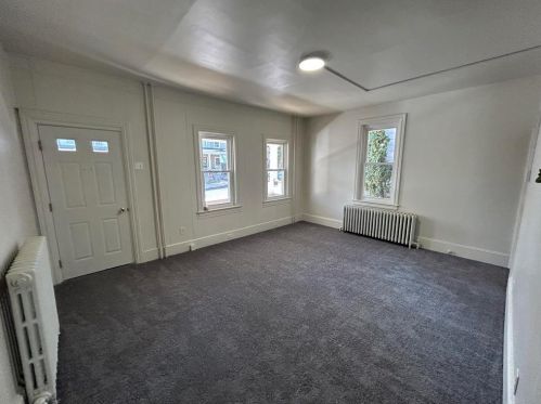 236 2nd St, Slatington PA  18080-1812 exterior