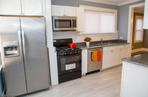 266 Ryan St, Industrial Hillside, NJ 07205-2128
