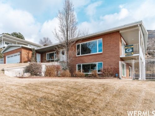 2716 Comanche Dr, Salt Lake City, UT 84108-2811
