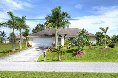 1331 20th Ave, Cape Coral, FL 33909-1652