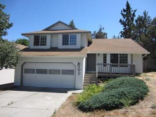 1917 Monroe Ln, Bend, OR 97701-6555