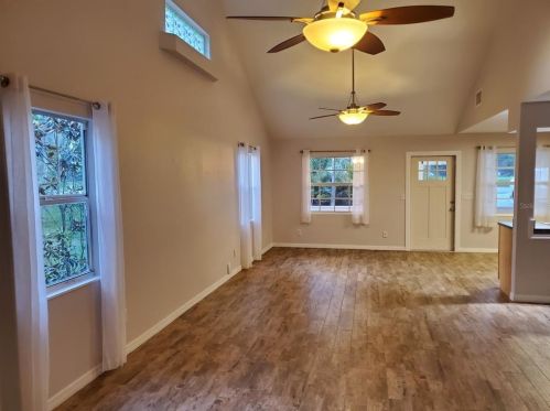 9951 Fowler Ave, Thonotosassa FL  33592-3395 exterior