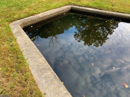 100 Tintle Ave, West Milford Lakes NJ  07480-4715 exterior