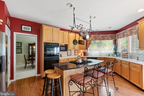 10 Rose Tree Dr, Glen Mills PA  19342-1788 exterior