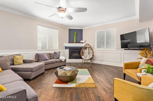 5717 Soft Wind Dr, Glendale AZ  85310-3643 exterior