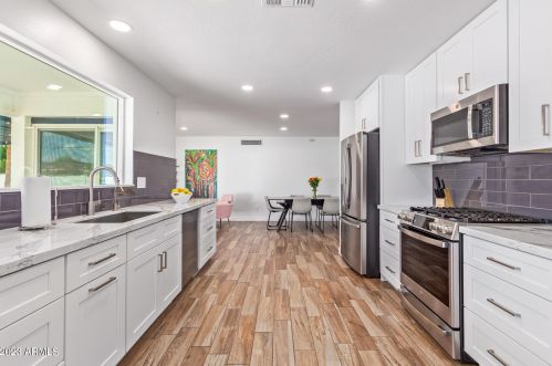 8549 Angus Dr, Scottsdale AZ  85251-5955 exterior