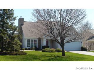 60 Old Settlers Dr, Pittsford, NY 14534-4627
