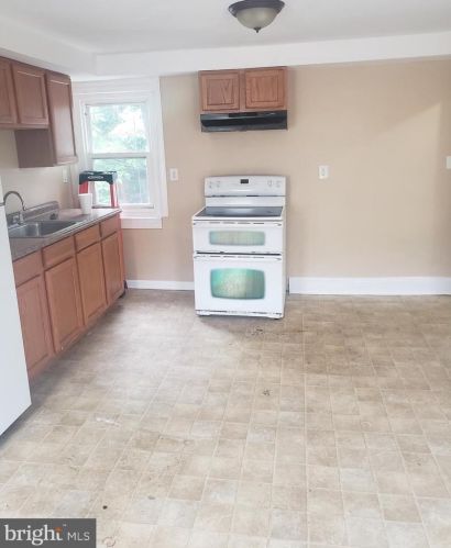544 Cherry St, Norristown, PA 19401-4743