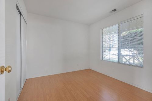 631 Talbot Dr, Hollister CA  95023-5637 exterior