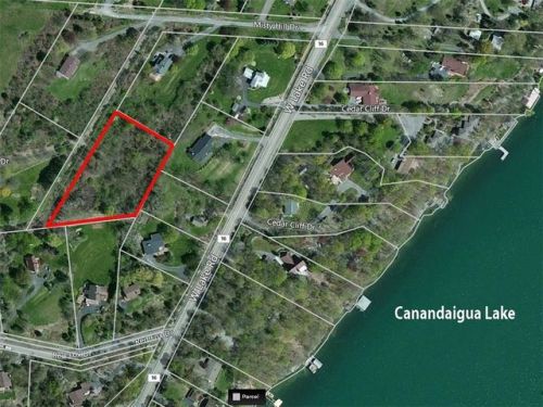 4609 Misty Hill Dr, Canandaigua NY  14424-8226 exterior