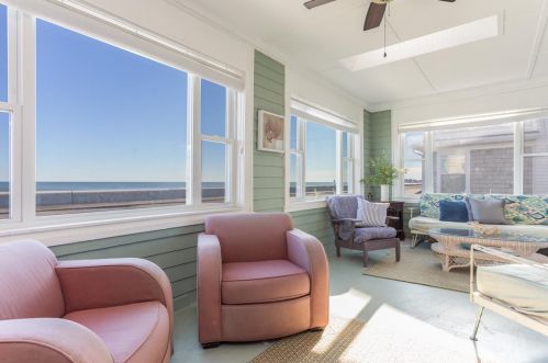 809 Ocean Blvd, Hampton NH  03842-3016 exterior