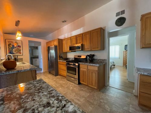5336 Hewlett Dr, San Diego, CA 92115-1109