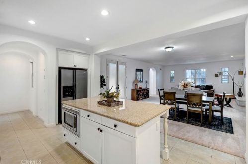 3027 Hampton Way, Ontario CA  91761-2631 exterior