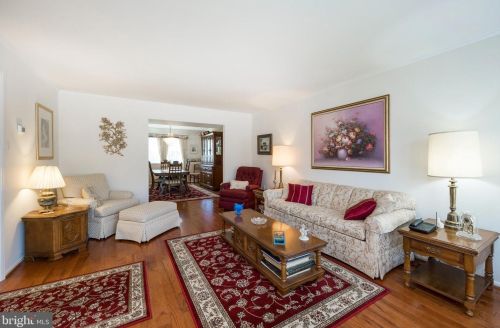 1246 Jarvis Ln, Lansdale PA 19446-6515 exterior