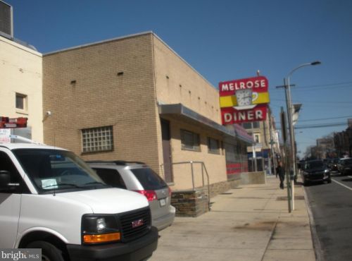 2129 16th St, Philadelphia PA  19121-0016 exterior