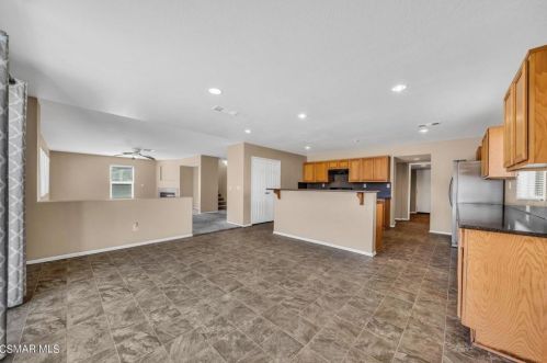 45104 18th St, Lancaster CA  93534-2046 exterior