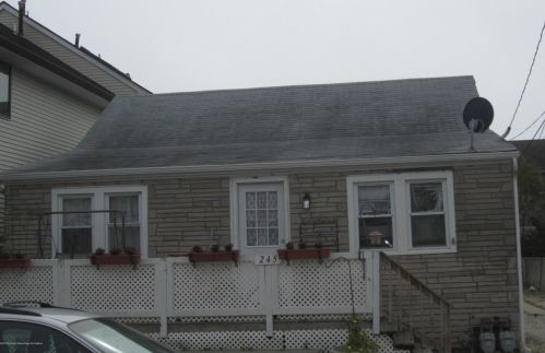 245 Fremont Ave, Pelican Island, NJ 08751-1816