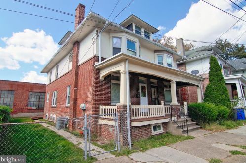 21 Adams St, Pottstown PA 19464-4102 exterior