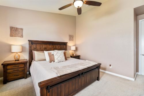 1125 Valley Glen Dr, Liberty Farms CA  95620-4835 exterior