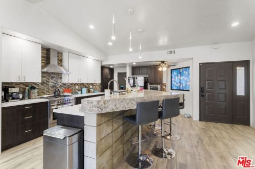 67425 Medano Rd, Cathedral City CA  92234-3442 exterior