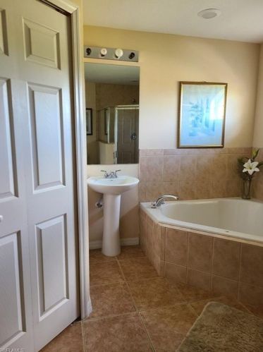 1119 Hamilton Ave, Lehigh Acres FL 33972-2525 exterior