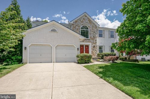 6 Bond Pl, Lumberton Township, NJ 08048-4528