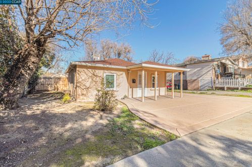 100 Mims Ave, West Pittsburg, CA 94565-3233