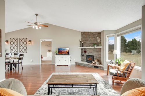 808 218th St, East Farmington WI  54020-4518 exterior