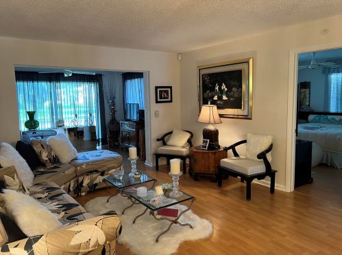 6855 Moonlit Dr, Delray Beach FL  33446-1631 exterior