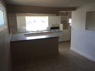 12418 1st Ave, Spokane WA  99216-0702 exterior