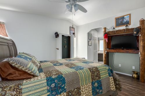 45444 20th St, Phoenix AZ 85087-7526 exterior