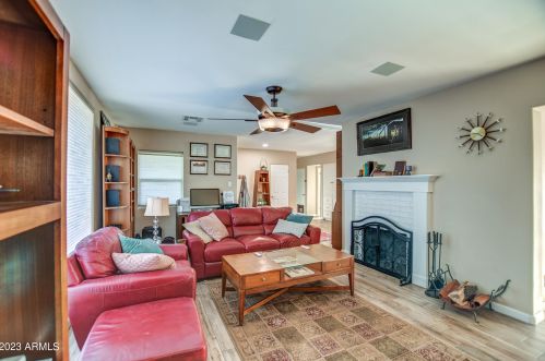 4152 4th Ave, Phoenix AZ  85013-3033 exterior