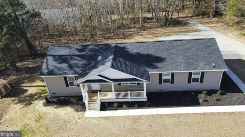8940 Virginia St, Amelia VA  23002-4827 exterior