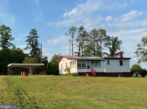 6100 Cedon Rd, Woodford, VA 22580-2033