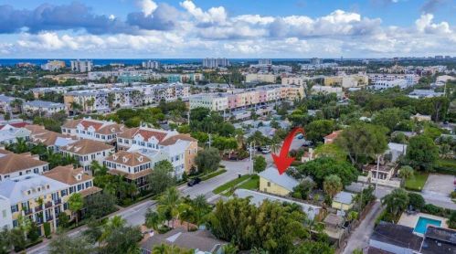 302 1st Ave, Delray Beach FL  33444-3804 exterior