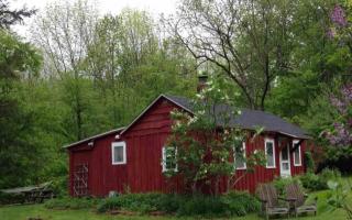 269 Diamond Notch Rd, Lanesville, NY 12450-1102
