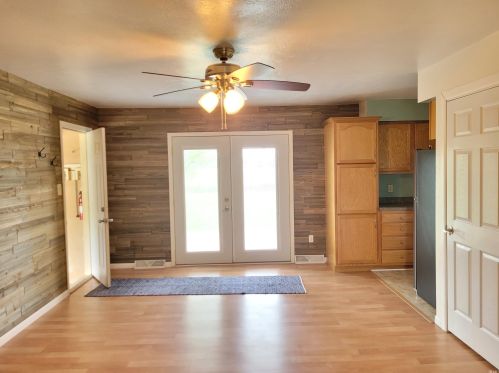 52075 Del Rue Dr, Elkhart IN  46514-9396 exterior