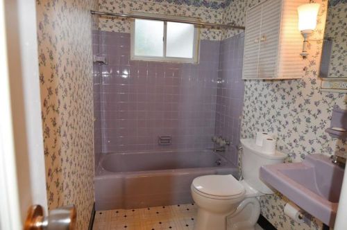 736 Sara Ln, Verona PA  15147-2637 exterior