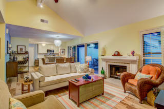 2305 Wailea Pl, Sacramento, CA 95833-9710