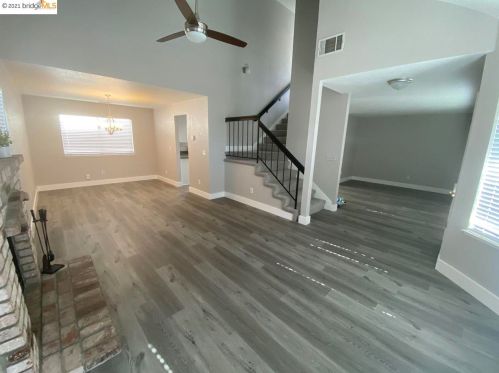 614 Gingham Way, Oakley, CA 94561-3105