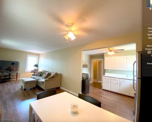 131 Bridge St, Roselle Park, NJ 07204-1417
