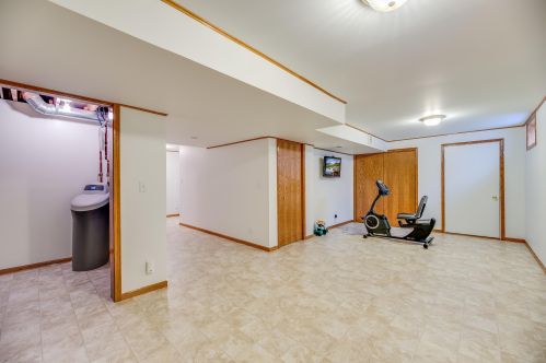 6820 107 Ave, Kenosha WI 53142-7864 exterior