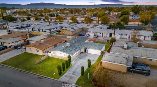 467 Lingard St, Lancaster CA 93535-3122 exterior