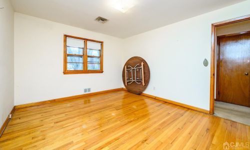 2320 Oxford Ave, South Plainfield NJ  07080-5431 exterior