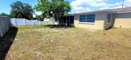 9821 Gray Fox Ln, Port Richey FL  34668-4110 exterior