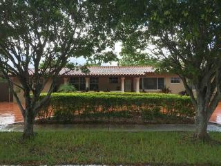 9255 45th St, Miami, FL 33165-5803